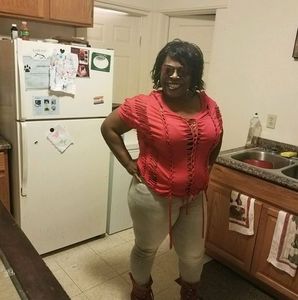 Meet your Posher, Bernadette